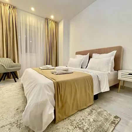 Yamaluxe - Silent & Primitive With Relaxing Area Apartament